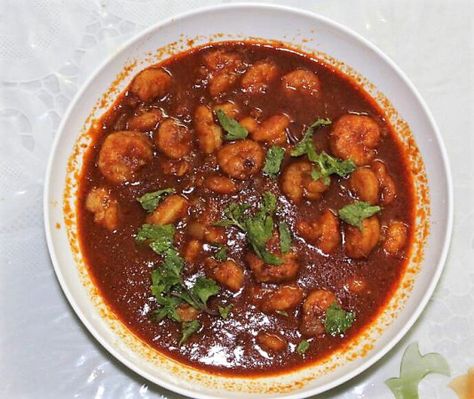 Prawn Gravy Curry Gravy Recipes Easy, Prawn Gravy, Easy Gravy Recipe, Chilli Prawns, Gravy Recipes, Chilli Powder, 1 Or 2, Recipes Easy, Gravy