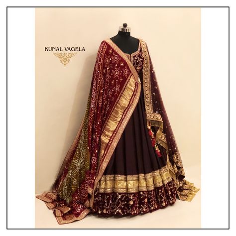 Kunal Vaghela Lengha, Kunal Vaghela, Marvadi Poshak, Maroon Lengha, Rajputi Lehenga, Rajasthani Dress, Indian Bridesmaid Dresses, Designer Bridal Lehenga Choli, Indian Outfits Lehenga