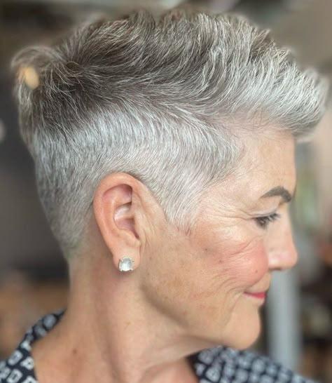 Short Grey Haircuts Over 50 Silver Hair, Under Cut Pixie, Spiky Haircut, Spikey Short Hair, Spikey Hair, Shaggy Pixie Cuts, Short Spiky Haircuts, Hair Colorful, Short Spiky Hairstyles