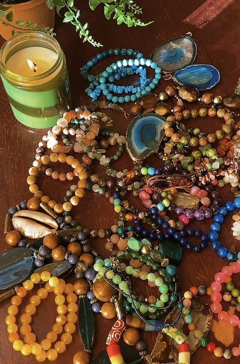 Earthy Girl Aesthetic, Body Jewelry Diy, Earth Girl, Earthy Girl, Girly Bracelets, Spiritual Fashion, Dope Jewelry Accessories, Earthy Aesthetic, Earthy Style