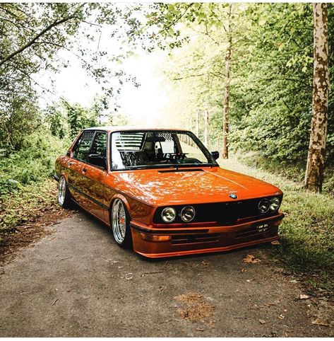 Bmw E12 E28 Bmw, Bmw E12, The Cabin In The Woods, Bmw 535, Bmw Vintage, Vintage Rolls Royce, Bmw E28, Bmw Classic Cars, Street Tracker