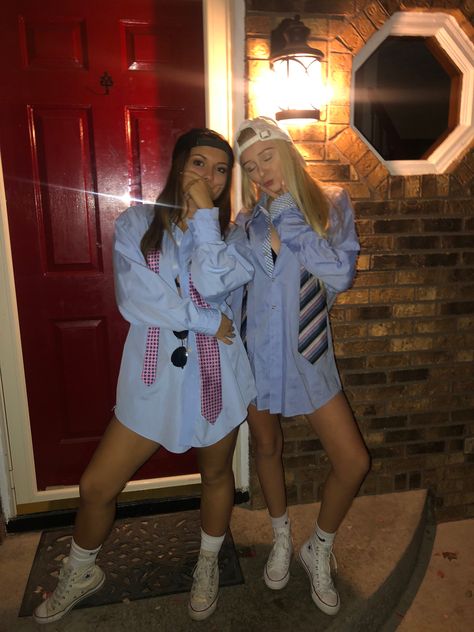 frat boys girl Halloween costume bestfriends Frat Boy Outfits, Frat Boys Halloween Costume, Frat Boy Costume, Frat Boy Outfit, Costumes For Teenage Girl, Frat Boys, Teenage Halloween Costumes, Cute Group Halloween Costumes, Halloween Costumes For Teens Girls