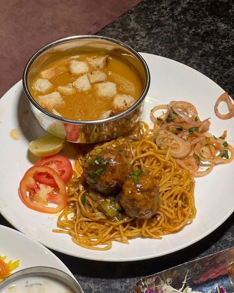 Wow #noodles #manchurian #friedrice #springrolls #desichinese #foodplating #nomnomnom #eatingfortheinsta #explorepage #delhifoodblogger #indianfoodblogger #eeeeeats #foodphotography #foryou #eat #apkaapnaswad #peda #pedalassi #samosachaat Noodles Manchurian, Samosa Chaat, Spring Rolls, Food Plating, Fried Rice, Indian Food Recipes, Nom Nom, Food Blogger, Noodles