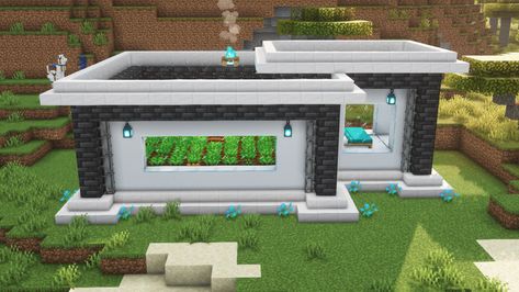 This is a simple minecraft breeder which allows you to get unlimited villagers this design also comes with a on and of switch to reduce lag. hope you all like it, feedback and suggestions are welcome!:) #minecraft #minecraftvillager #minecratvillagerbreeder Villager Breeder, Minecraft Tutorial, Minecraft Builds, Minecraft Houses, How To Build, Minecraft, Building, Design