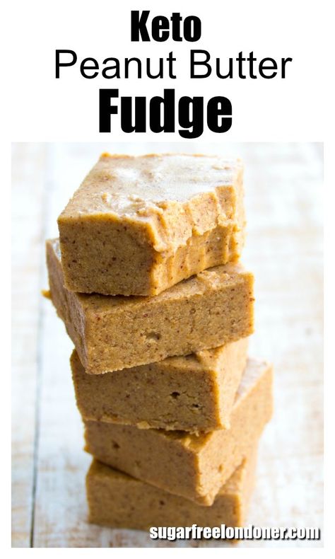 This 4 ingredient keto fudge is a super satisfying treat. You assemble it in only 5 minutes and then simply cool it in the freezer. Rich, creamy and perfect for peanut butter fans! #peanutbutterfudge #ketofudge #sugarfreefudge