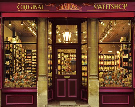 Hardy's sweet shop, Oxford, UK - A traditional sweet shops supplying old fashioned, retro sweets, with stores in London, Cambridge, Oxford, Canterbury, Windsor and Bath. Traditional Sweet Shop, Old Sweet Shop, Victorian Sweet Shop, Vintage Sweet Shop, Sweet Shop Aesthetic, Old Fashioned Sweet Shop, London Cambridge, Confectionery Shop, Old Sweets