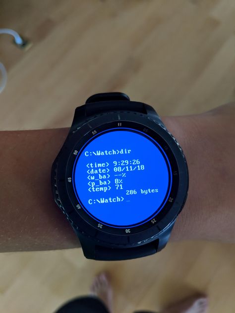 This blue screen watch face for the Samsung Gear S3 https://ift.tt/2nvu4pC Check out Mystikz Gaming https://ift.tt/2tVNFmJ Samsung Watch Faces, Raspberry Projects, Funny Watch, Tech Inspiration, Samsung Watch, Chaotic Academia, Sick Designs, Nerd Fashion, Retro Gadgets