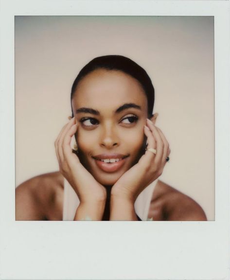 Steven Hawkins on Instagram: “@demimarcia shot by me #sx70 #sx70sonar #polaroids” Polaroid Poses Alone, Polaroid Portrait, Hands On Face, Model Polaroids, Polaroid Photography, Img Models, White Space, Shoot Ideas, Portrait Photo