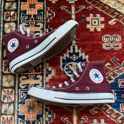 Maroon Converse Outfit, Dark Red Converse, Converse Maroon, Red Converse Shoes, Burgundy Converse, Colored Converse, Cute Converse Shoes, Maroon Converse, Cute Converse