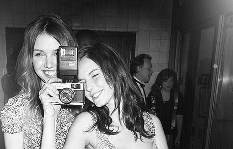 Effy Skins, Cassie Skins, Hannah Murray, Effy Stonem, Girls With Cameras, Dane Dehaan, Skin Aesthetics, Skins Uk, Dan Stevens