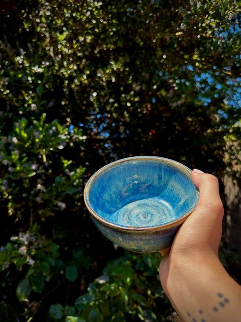 ocean blue ceramics bowl 🌊 Ceramic Bowl Ocean, Ceramics Bowl, Wheel Thrown Ceramics, Ceramics Ideas, Ceramic Bowl, Blue Ceramics, Pottery Painting, Wheel Thrown, Ocean Blue