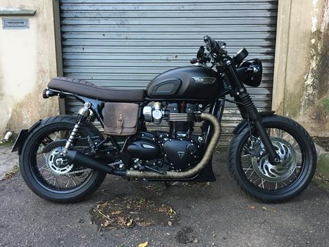 Triumph Bonneville T120 Black, Modified Bikes, T120 Black, Triumph T120, Triumph Bonneville T120, Motorbike Art, Triumph Bonneville T100, Bonneville T100, Racer Motorcycle