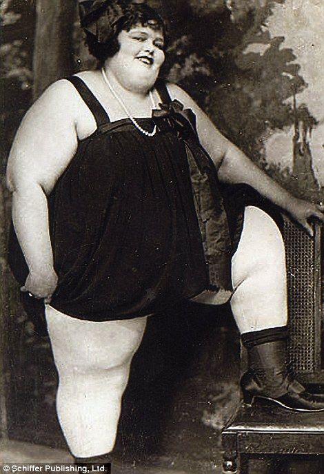 The real-life American Horror Story: Freak Show - meet the 555 pound woman who ate a 10,000 calorie a DAY diet, Zebraman and bearded lady who went from being laughed at to overnight sideshow sensations | Daily Mail Online Prettiest Woman In The World, Sideshow Freaks, Fat Ladies, 49th Birthday, Human Oddities, Best Marriage Advice, Bearded Lady, Post Mortem, Vintage Circus