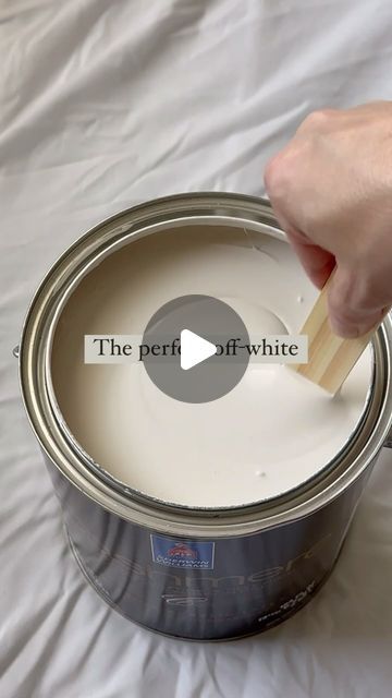 Meg Loren on Instagram: "Quite possibly the most versatile color! It’s perfect for walls, doors, trim, & cabinetry! It also compliments other colors so well 😍

Save thjs off white/beige for your next project 🤍

Paint Color: City Loft by Sherwin Williams 

#beigepaint #cityloft #diy #beforeandafter #neutraldecor #neutralhome #beigeaesthetic #homedecor #fridaysareforphotos 

Beige paint, neutral, warm, inviting" Light Beige Wall Color, How To Make Beige Color Paint, Cream Color Paint Walls, City Loft Sherwin Williams Walls, Popular White Paint Colors For Walls, Warm Off White Paint Colors, Ivory Paint Colors For Walls, Neutral Beige Paint Colors, Creamy Beige Paint Colors