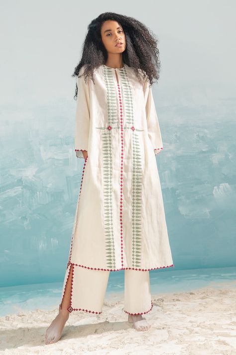 Shop for these amazing collections of Ivory Cotton Silk Chanderi Applique Nile Mild A-line Tribal Tunic For Women by Ikai online at Aza Fashions. Cotton Tunics For Women, Long Kurti Patterns, Tunics Online, Simple Kurta Designs, Classy Outfits For Women, Tunic Designs, Casual Indian Fashion, Denim Maxi Dress, Modest Dresses Casual