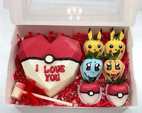 Pokemon Breakable Heart, Disney Breakable Heart, Pokemon Strawberries, Breakable Chocolate Heart Ideas, Pokémon Treats, Chocolate Arrangements, Breakable Hearts, Cake Pop Bouquet, Chocolate Covered Desserts