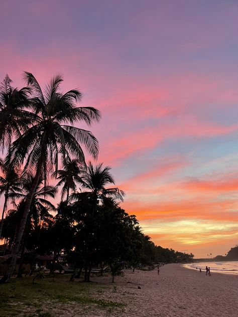 Sunset beach palm palmtrees Philippines palawan Palawan Aesthetic, Beautiful Beach Sunset, Dreamy Places, Sunset At The Beach, Aesthetic Sunset, Palawan, Beach Sunset, Beautiful Beaches, At The Beach