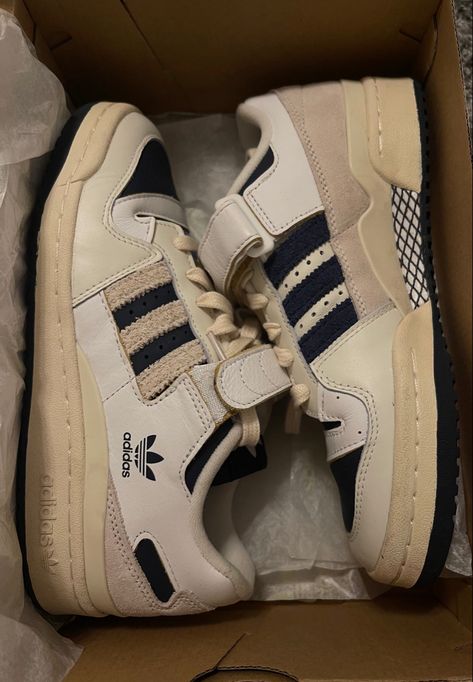 #adidas #forums #adidasforum84 #low #sneakers #offwhitecollegiatenavy #offwhite #navy #coolsneakers #trendingsneakers Adidas Forums, Adidas Forum Low, Shoe Room, Forum Low, Adidas Forum, Lit Shoes, Hype Shoes, Adidas Outfit, Aesthetic Shoes