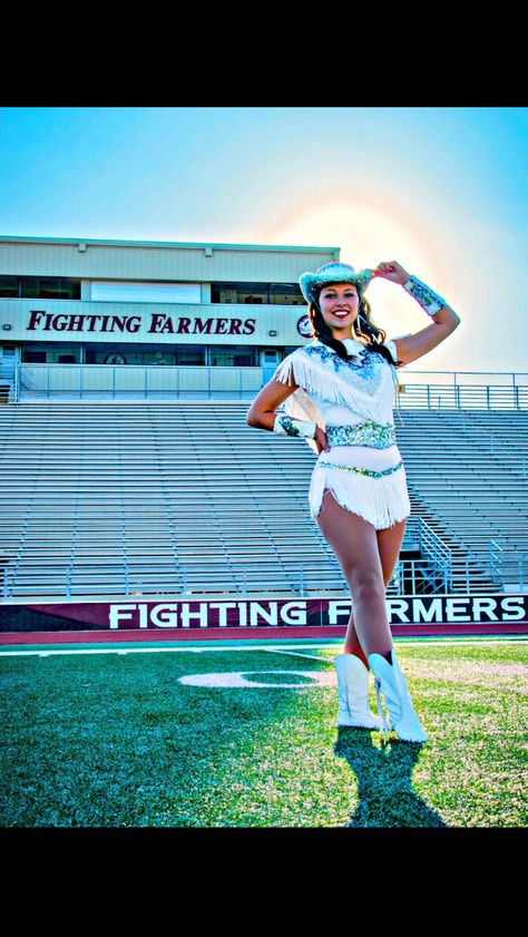 Senior Portraits Drill Team Portraits Graduation Portraits Seniors Senior Photos Photo by Bron Praslicka BP-Photography.net Dallas / Fort Worth / Denton Drill Photography, Drill Team Photoshoot Ideas, Senior Drill Team Pictures, Drill Team Pictures Poses Individual, Drill Team Senior Pictures, Drill Team Poses, Drill Team Pictures Poses, Senior Aesthetic, Dance Team Pictures