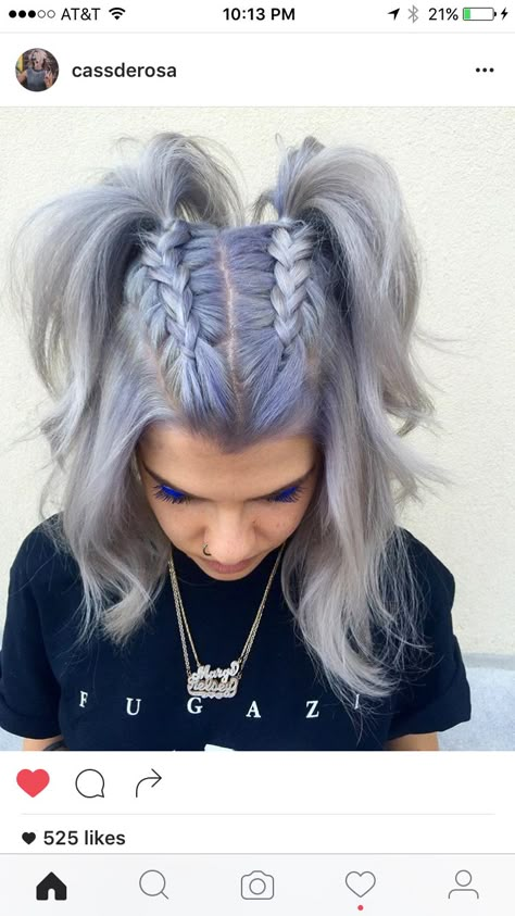 Punk Rock Hairstyles, Rave Hairstyles, Side Braid Hairstyles, Fest Outfits, Peinados Fáciles Para Cabello Corto, Pinterest Hair, Penteado Cabelo Curto, Festival Hair, Braided Hair