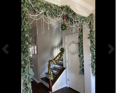 Hanging Garland with Crystal for Christmas Garland For Christmas, Crystal Garland, Glam Christmas, Xmas Deco, Christmas Interiors, Hanging Garland, Hanging Crystals, Cute Paintings, Holiday Decorating