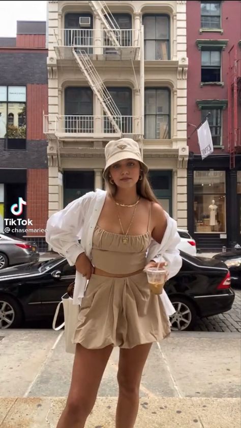 Insta Outfit Ideas, Neutral Outfit Aesthetic, Fashion Inspo Spring, Fit Video, Fits Summer, Fashion Minimal, Aesthetic Fits, Outfit Grid, Outfits With Hats