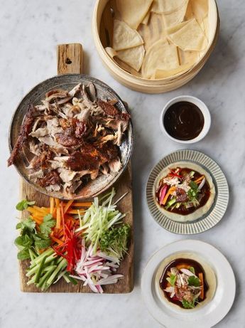 Duck Pancakes Recipe, Jamie Oliver Pancakes, Crispy Duck Recipes, Duck Pancakes, Cottage Recipes, Crispy Duck, Duck Recipe, Crunchy Salad, Jamie Oliver Recipes