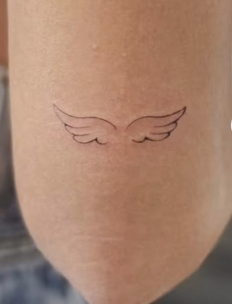 Angel Wings On Ankle, Angel Wing Tattoo Placement, Angel Wings Tattoo Placement, Heaven Tattoo Ideas, Angelo Tattoo, Small Angel Wing Tattoo, Angel Wing Tattoo, Halo Tattoo, Wing Tattoos On Back