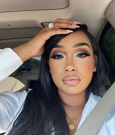 Brown Blue Eyeshadow, Almay Eyeshadow, Black Baddies, Natural Glam Makeup, Makeup For Black Skin, Brown Skin Makeup, Glam Makeup Look, Dope Makeup, Glamour Makeup