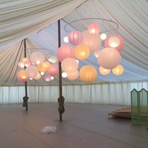 Ceiling Lights Diy, Patio Lanterns, Wedding Reception Lighting, Paper Lanterns Diy, Orange Party, Wedding Table Decorations, Party Tent, Party Lights, Wedding Party Decorations