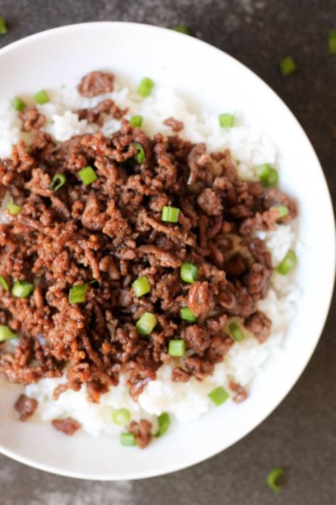 Korean Beef and Rice Recipe | Six Sisters' Stuff Korean Beef And Rice Recipe, Korean Beef And Rice, Ground Beef And Rice, Large Family Meals, Mapo Tofu, Six Sisters Stuff, Six Sisters, 20 Minute Recipes, Korean Beef