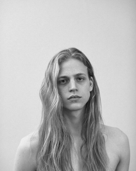 The Boys of Milan: AW15. Konan Hanbury at Why Not Milan photographed by Marta Colli. Styling by Luca Termine. Konan Hanbury, Long Haired Guys, Top Male Models, Guys With Long Hair, Long Hair Guys, Men With Long Hair, Long Haired Men, Girls Magazine, Hair Styles Men