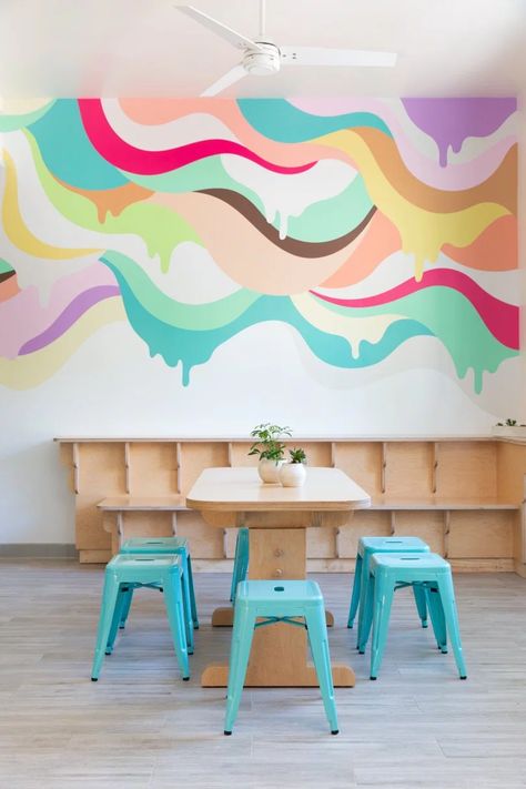 Ice Cream Parlour Wall Design, Ice Cream Selfie Wall, Ice Cream Murals, Small Ice Cream Shop Design Interior, Ice Cream Shop Mural, Ice Cream Shop Ideas Interiors, Ice Cream Mural, Ice Cream Shop Interior, Ice Cream Shop Interior Design