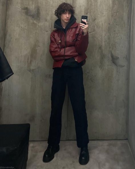 Crop Top Outfits Men, Red Leather Jacket Outfit, Red Jacket Outfit, Red Jacket Men, Streetwear Photoshoot, Leather Jacket Outfit Men, Simple Fits, Leather Jacket Style, Leather Jacket Outfits