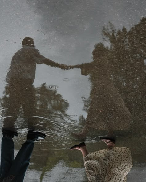 Does it get any more romantic than dancing in the rain?? Full downpour in the middle of Y+B’s engagement session but we made the most of it 🌧️ Couples Photo Shoot In The Rain, Rainy Fall Engagement Pictures, Couple Dancing Photo, Rainy Day Couple Photoshoot, Non Traditional Couple Photos, Engagement Photos Rain, Rainy Day Engagement Pictures, Rain Proposal, Engagement Photos In The Rain