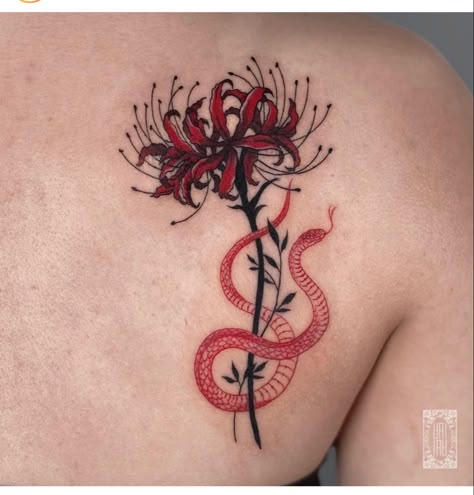 Ribs Tattoo Ideas, Higanbana Tattoo, Flower Rib Tattoo, Rib Tattoo Ideas, Ribs Tattoo, Korean Tattoo Artist, Rib Tattoos For Women, Lavender Tattoo, Spider Lily