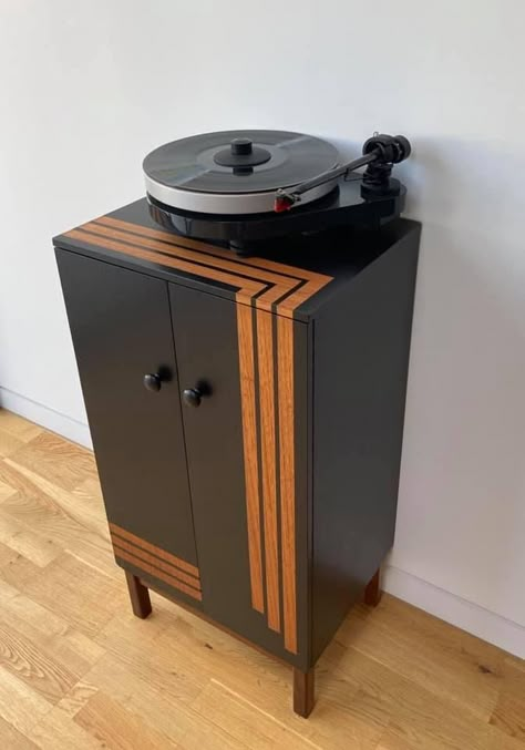 Black And Wood Furniture Diy, Vintage Record Cabinet Makeover, Black And Wood Furniture, Art Deco Furniture Makeover, Modern Painted Furniture, Modern Home Decor Bathroom, Retro Furniture Makeover, Geometric Furniture Design, Upcycled Furniture Before And After