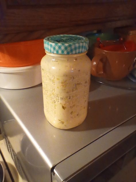 Sandwich Spread Recipes, Sandwich Spreads, Sweet Pickle Relish, Sandwich Sauces, Creamy Salad Dressing, Homemade Sandwich, Homemade Foods, Recipes Holiday, Smoked Food