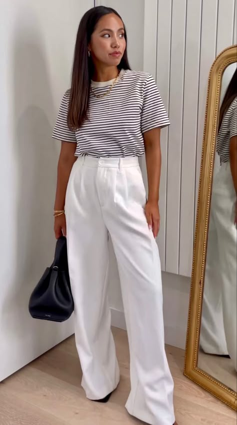 Stone Pants Outfit, White Trousers Outfit Casual, Outfits Calor, White Linen Wide Leg Pants, Trouser Pants Outfits, White Trousers Outfit, White Trouser Pants, Wide Leg Trousers Outfit, Casual Corporate