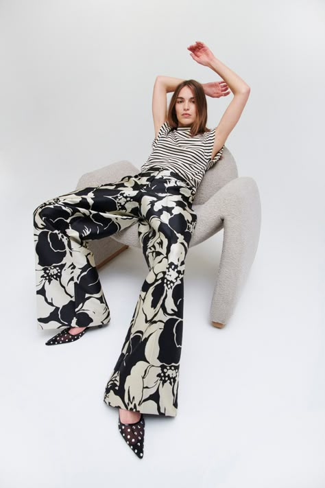 Resort 2024 Collection, Fashion Trend Forecast, Resort 2024, Winter Typ, Resort Fashion, Tanya Taylor, Womenswear Fashion, Print Trends, Trend Forecasting