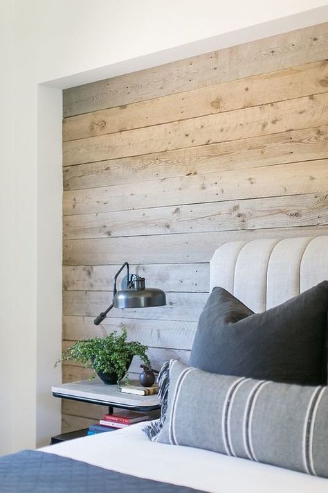 reclaimed wood accent wall in bedroom Barn Wood Walls, Home Desk Setup, Wood Walls Living Room, Wood Walls Bedroom, Reclaimed Wood Accent Wall, Wooden Accent Wall, Wood Plank Walls, Dream House Design, Welcome To Home