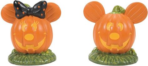 Disney Village, Minnie Mouse Pumpkin, Disney Halloween Decorations, Mouse Pumpkin, Minnie Y Mickey Mouse, Disney Pumpkin, Fake Candles, Mickey Mouse Halloween, Miniature Display