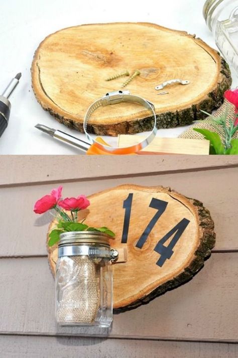 Learn how to make a unique DIY house number plaque from a wood slice – this is such a great home decor project, and on a budget! Love the mason jar; it's perfect for rustic or farmhouse style decor. Diy House Number Plaques, Unique House Numbers, House Numbers Diy, Door Plates, Babe Cave, Farmhouse Style Decor, House Number Plaque, Diy Artwork, Diy Farmhouse Decor