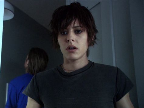 Shane Haircut, Shane Mccutcheon Hair, Shane Thelword, Shane Mccutcheon Style, The L Word Shane, 2025 Haircut, Shane L Word, Worship Women, Kate Moennig