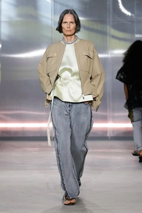 3.1 Phillip Lim Spring/Summer 2025 - New York Fashion Week - fashionotography Clothes Crafts, 3.1 Phillip Lim, 20th Anniversary, Phillip Lim, Fashion Spring, Showcase Design, New York Fashion Week, New York Fashion, Spring Fashion