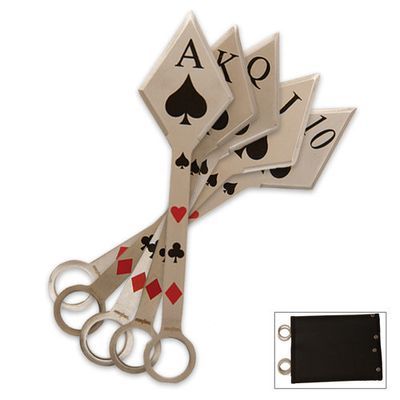 Throwing knives Card Themed Outfit, Throwing Knifes Draw, Ace Throwing, Card Throwing, Red Asthetics Knife, Dagger Designs Ideas, Fantasy Knives, Throwing Cards, Throwing Dagger