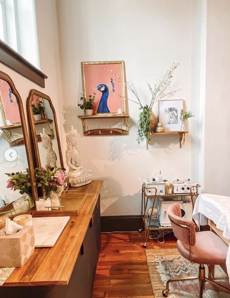 Fun Esthetician Room, In Home Brow Studio, Eclectic Spa Decor, Esthetic Spa Decor, Boho Beauty Studio, Esthetician Room Plants, Boho Spa Room Vintage, Groovy Esthetician Room, Lash Studio Shed