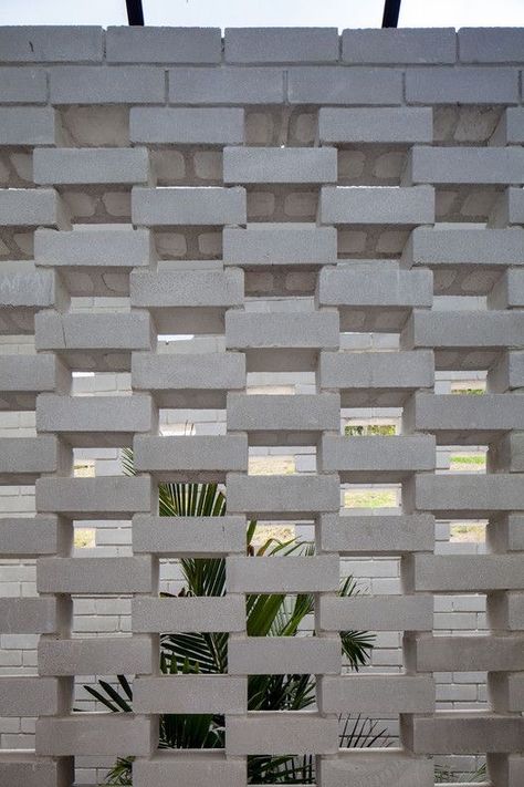 Breeze Block Wall, Brick Detail, Breeze Blocks, Brick Fence, Rest House, Brick Architecture, Cinder Block, Brick Design, Block Wall