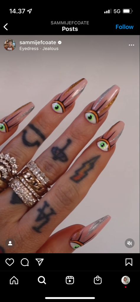 Sammy Jefcoate Nails, Sammi Nails, Sammi Jefcoate Style, Sammi Jefcoate Nails, Maximalist Rings, Sammi Jefcoate, Nails June, Metal Goth, Nail Piercing