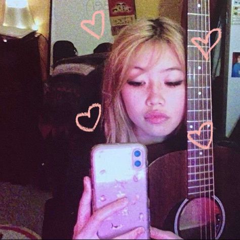 Aesthetic Egirl, Site Model, Alien Stage, Manga Girl, We Heart It, Guitar, Lost